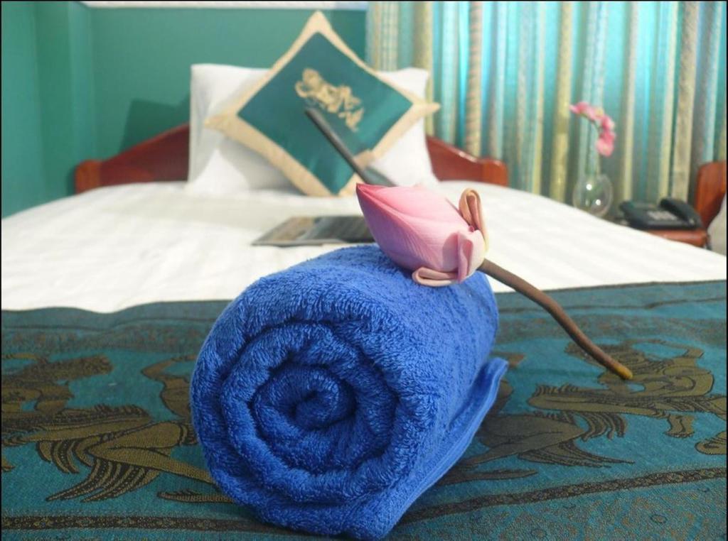 Paris Angkor Boutique Hotel Siem Reap Exterior photo