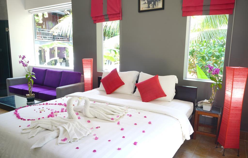 Paris Angkor Boutique Hotel Siem Reap Exterior photo